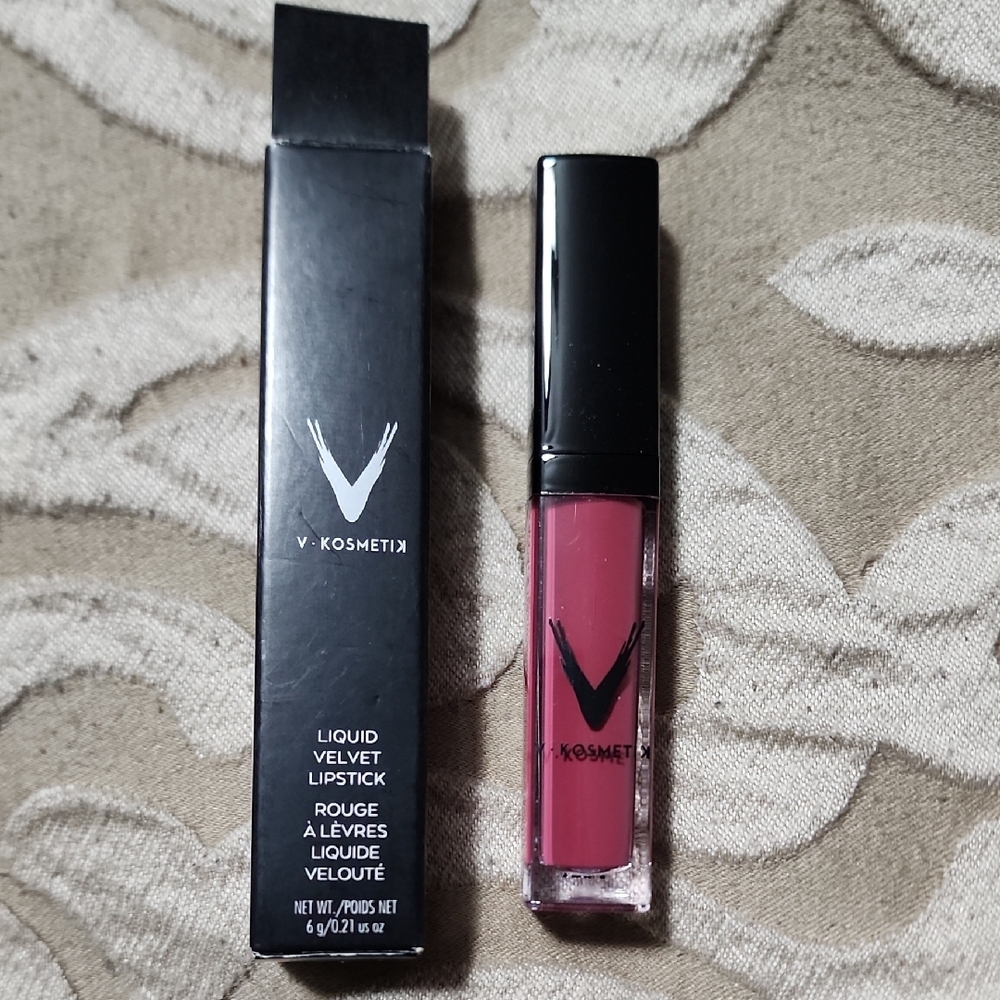 Liquid Velvet Lipstick - Pink